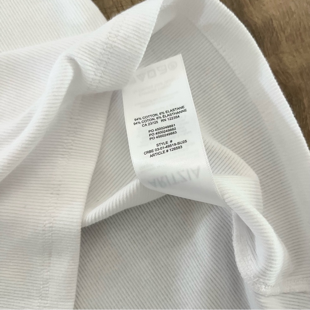 SOLD 🛑 Aritzia HomeStretch™ Rib V-Neck Tank NWT - Picture 8 of 8